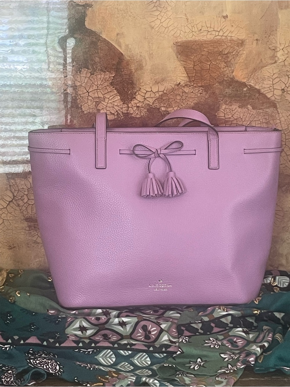 Kate Spade Hayes Valerian Medium Top Zip Tote | Classic Elegance Quiet Luxury - Picture 2 of 16